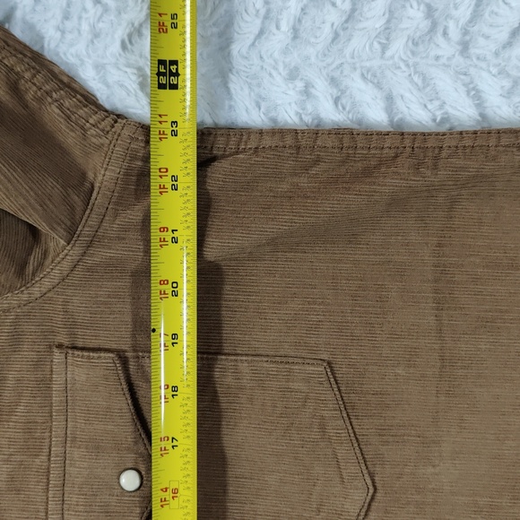 420. Faherty Stretch Cord Western Shirt | Color: Cord Brown - Picture 6 of 11